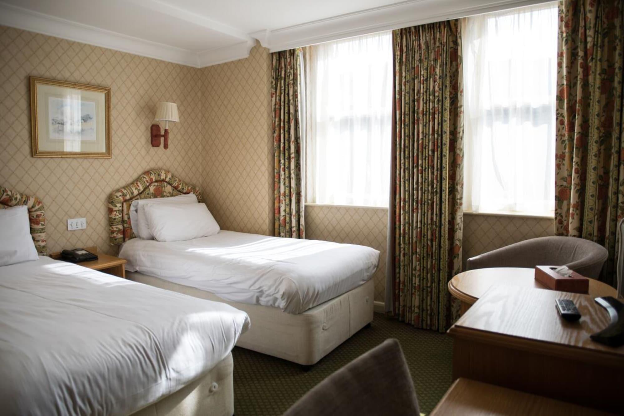 Crown & Mitre Hotel Carlisle  Exterior photo