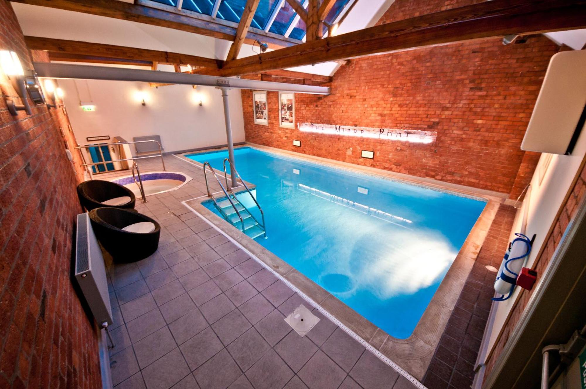 Crown & Mitre Hotel Carlisle  Exterior photo